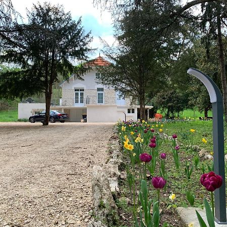 Gite « Les Basse Des Grouets » Блоа Екстериор снимка